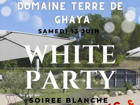Soirée White Party au domaine Terre de Ghaya à Bédoin